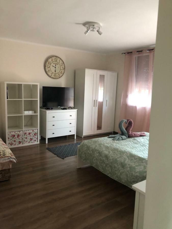 Villa Casa Mia Balatonlelle Esterno foto